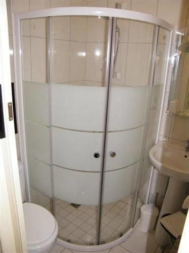 Balzac Hotel Fougères Buitenkant foto